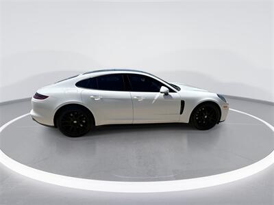 2019 Porsche Panamera 4   - Photo 9 - McKinney, TX 75070