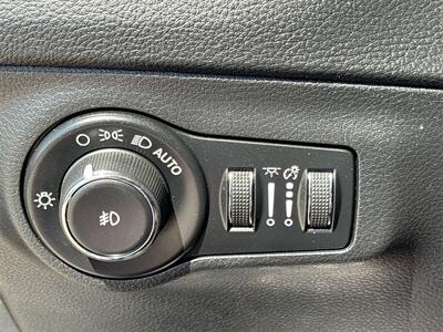2019 Jeep Compass Altitude   - Photo 12 - McKinney, TX 75070