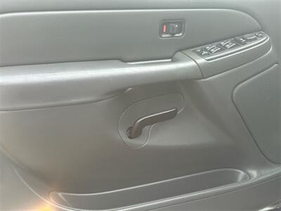 2006 GMC Sierra 2500HD SLE1   - Photo 19 - McKinney, TX 75070