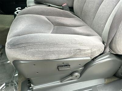 2006 GMC Sierra 2500HD SLE1   - Photo 18 - McKinney, TX 75070