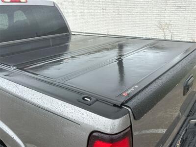 2006 GMC Sierra 2500HD SLE1   - Photo 31 - McKinney, TX 75070