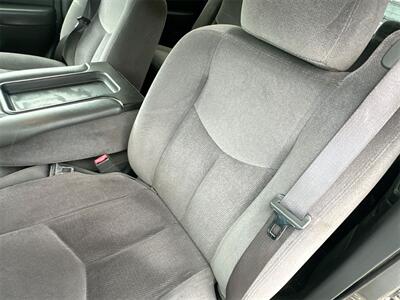 2006 GMC Sierra 2500HD SLE1   - Photo 17 - McKinney, TX 75070