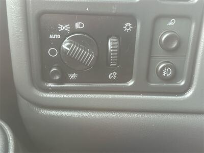 2006 GMC Sierra 2500HD SLE1   - Photo 28 - McKinney, TX 75070