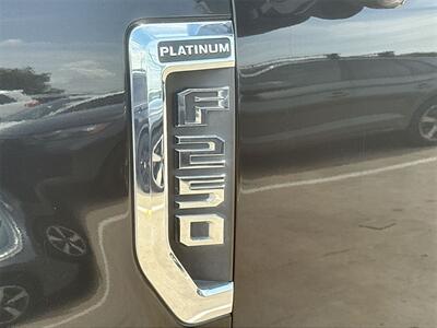2017 Ford F-250SD Platinum   - Photo 15 - McKinney, TX 75070