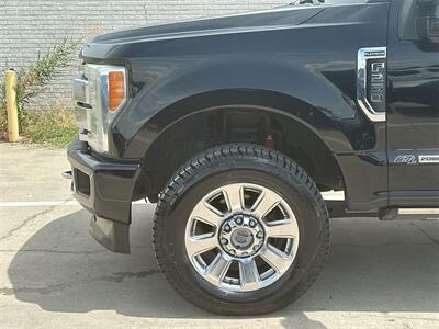 2017 Ford F-250SD Platinum   - Photo 16 - McKinney, TX 75070