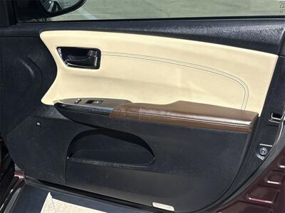 2015 Toyota Avalon Hybrid XLE Premium   - Photo 31 - McKinney, TX 75070