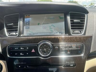 2016 Kia Cadenza Premium   - Photo 10 - McKinney, TX 75070
