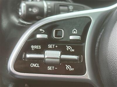 2021 Mercedes-Benz GLC GLC 300 4MATIC®   - Photo 13 - McKinney, TX 75070