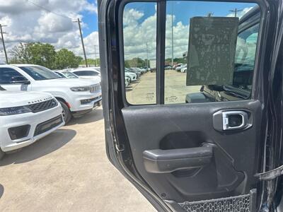 2018 Jeep Wrangler Unlimited Sport S   - Photo 31 - McKinney, TX 75070