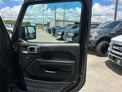 2018 Jeep Wrangler Unlimited Sport S   - Photo 29 - McKinney, TX 75070