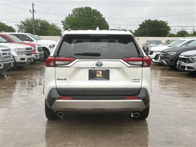 2022 Toyota RAV4 Hybrid Limited   - Photo 12 - McKinney, TX 75070
