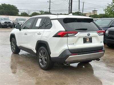 2022 Toyota RAV4 Hybrid Limited   - Photo 13 - McKinney, TX 75070