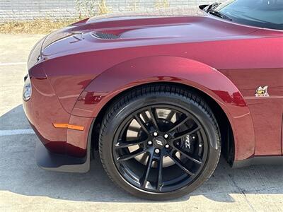2023 Dodge Challenger R/T Scat Pack Widebody   - Photo 16 - McKinney, TX 75070