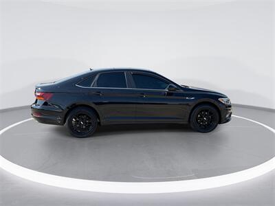 2019 Volkswagen Jetta R-Line   - Photo 9 - McKinney, TX 75070