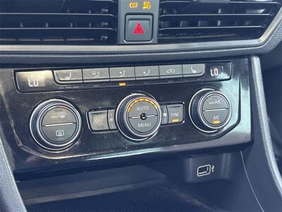 2019 Volkswagen Jetta R-Line   - Photo 25 - McKinney, TX 75070
