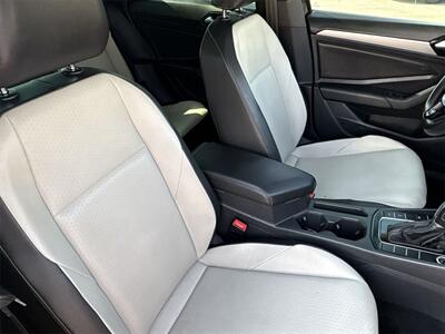 2019 Volkswagen Jetta R-Line   - Photo 34 - McKinney, TX 75070