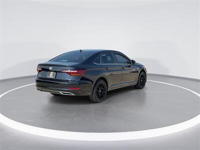 2019 Volkswagen Jetta R-Line   - Photo 8 - McKinney, TX 75070