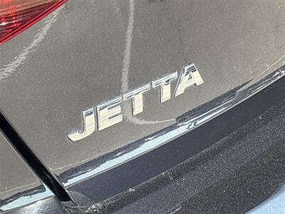 2019 Volkswagen Jetta R-Line   - Photo 10 - McKinney, TX 75070