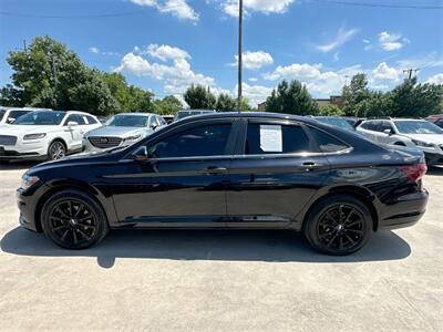 2019 Volkswagen Jetta R-Line   - Photo 8 - McKinney, TX 75070