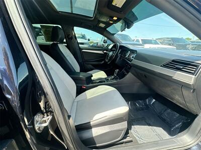 2019 Volkswagen Jetta R-Line   - Photo 19 - McKinney, TX 75070