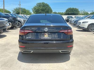 2019 Volkswagen Jetta R-Line   - Photo 4 - McKinney, TX 75070