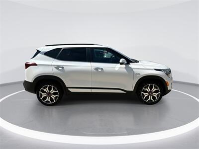 2022 Kia Seltos SX   - Photo 9 - McKinney, TX 75070