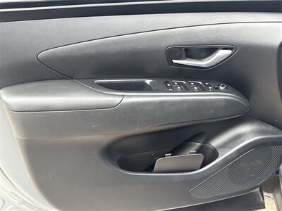 2024 Hyundai Santa Cruz SEL   - Photo 19 - McKinney, TX 75070