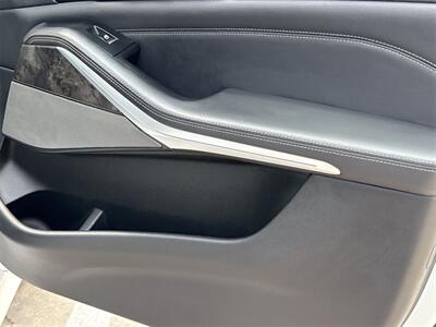 2022 BMW X5 M50i   - Photo 34 - McKinney, TX 75070