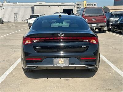 2021 Kia K5 EX   - Photo 12 - McKinney, TX 75070