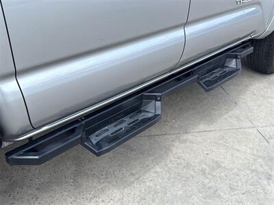 2021 Toyota Tacoma SR5 V6   - Photo 32 - McKinney, TX 75070