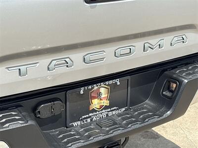 2021 Toyota Tacoma SR5 V6   - Photo 11 - McKinney, TX 75070
