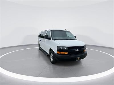 2022 Chevrolet Express 3500 LS Passenger   - Photo 4 - McKinney, TX 75070
