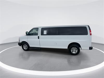 2022 Chevrolet Express 3500 LS Passenger   - Photo 9 - McKinney, TX 75070