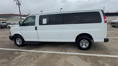 2022 Chevrolet Express 3500 LS Passenger   - Photo 71 - McKinney, TX 75070