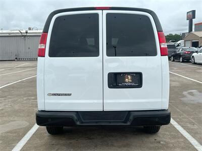 2022 Chevrolet Express 3500 LS Passenger   - Photo 44 - McKinney, TX 75070