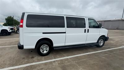 2022 Chevrolet Express 3500 LS Passenger   - Photo 68 - McKinney, TX 75070