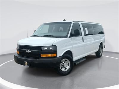 2022 Chevrolet Express 3500 LS Passenger   - Photo 41 - McKinney, TX 75070