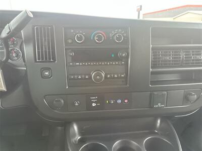 2022 Chevrolet Express 3500 LS Passenger   - Photo 50 - McKinney, TX 75070