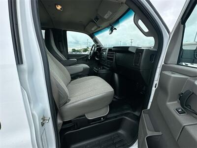 2022 Chevrolet Express 3500 LS Passenger   - Photo 25 - McKinney, TX 75070