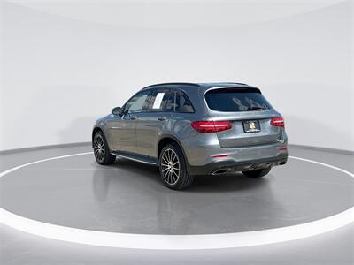 2019 Mercedes-Benz GLC GLC 300   - Photo 6 - McKinney, TX 75070