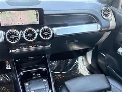 2022 Mercedes-Benz GLB GLB 35 AMG® 4MATIC®   - Photo 22 - McKinney, TX 75070