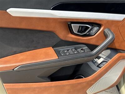 2019 Lamborghini Urus   - Photo 19 - McKinney, TX 75070