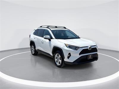 2020 Toyota RAV4 XLE   - Photo 2 - McKinney, TX 75070