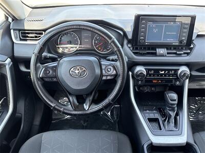 2020 Toyota RAV4 XLE   - Photo 21 - McKinney, TX 75070