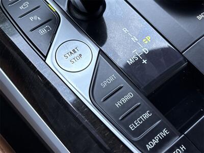 2021 BMW 3 Series 330e iPerformance   - Photo 27 - McKinney, TX 75070