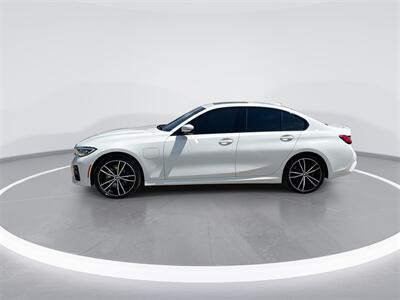 2021 BMW 3 Series 330e iPerformance   - Photo 5 - McKinney, TX 75070
