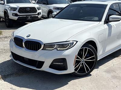 2021 BMW 3 Series 330e iPerformance   - Photo 16 - McKinney, TX 75070
