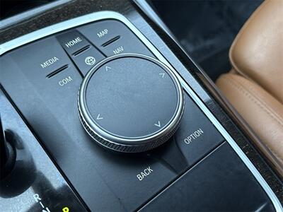 2021 BMW 3 Series 330e iPerformance   - Photo 28 - McKinney, TX 75070