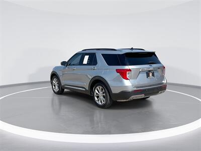 2022 Ford Explorer XLT   - Photo 6 - McKinney, TX 75070