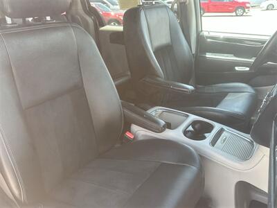 2017 Dodge Grand Caravan SXT   - Photo 33 - McKinney, TX 75070